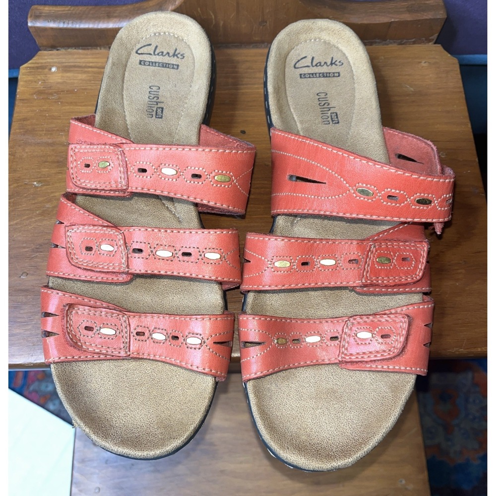 Clarks Collection Salmon Colored Soft Cushion Women's Sandals Size 8